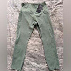 NWT Green Athletic Leggings